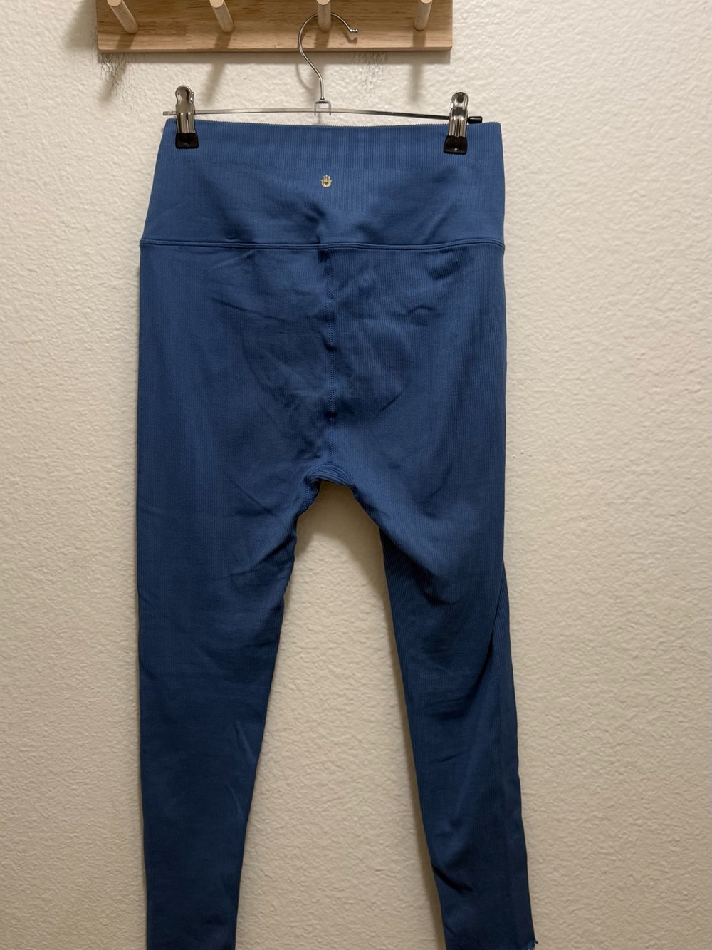 Spiritual Gangster Love Sculpt Crop Lettuce Edge Rib Leggings Blue M/L - Picture 2 of 5